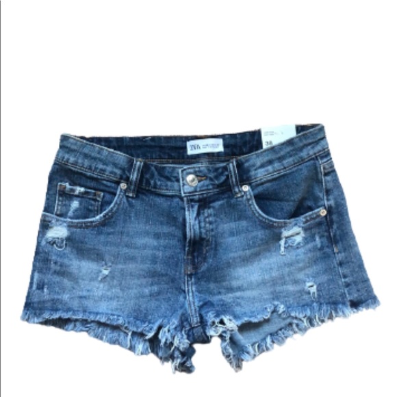 NWT Zara Low Rise Hot Pant Jean Shorts❣️ - Picture 6 of 10
